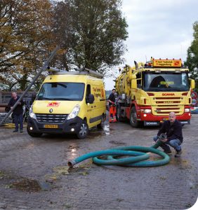 Rioleringsbedrijf wc, toilet en riool ontstoppen en verstopt in Steenwijkerwold